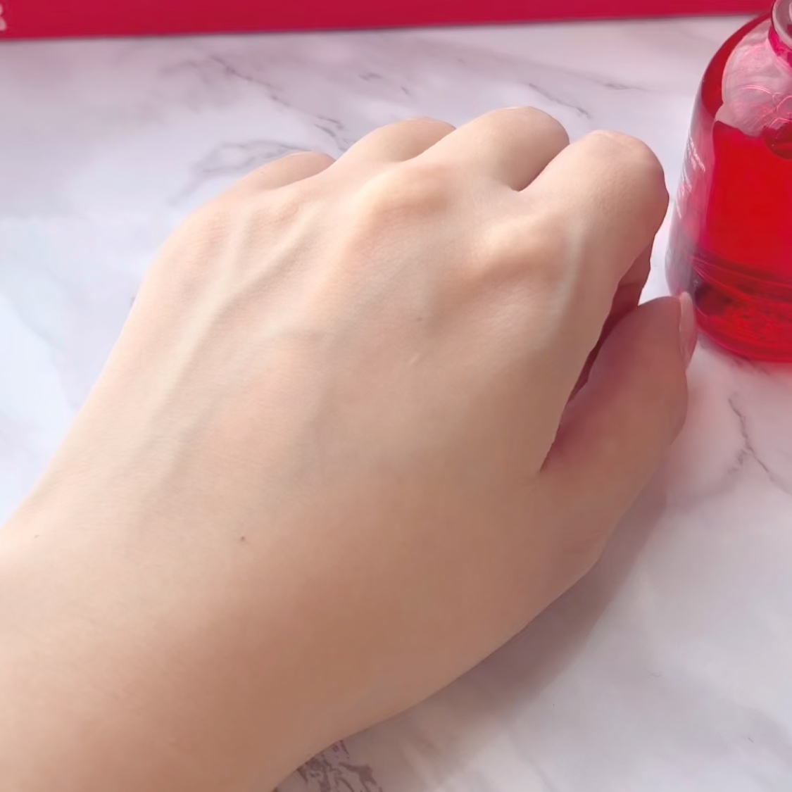 parnell AHA オミジャ 陶器肌 泡ピーリング 洗顔のクチコミ「肌がなんかゴワつく…そんな時のレスキューセット！
毛穴もトーンもつるんと整うオミジャ角質ケアラ.....」（3枚目）