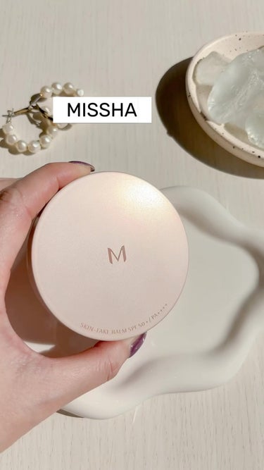 クッションファンデのパイオニア「MISSHA」からバームファンデーション🤍

🤍MISSHA SKIN-FAKE BALM
SPF50＋/PA＋＋＋＋

＼素肌になりすます／
“薄膜バームファンデ”。
