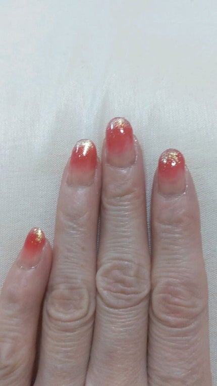 カラフルネイルズ/キャンメイク/マニキュアの人気ショート動画