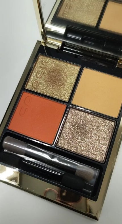 シグニチャー カラー アイズ/SUQQU/アイシャドウパレットの人気ショート動画