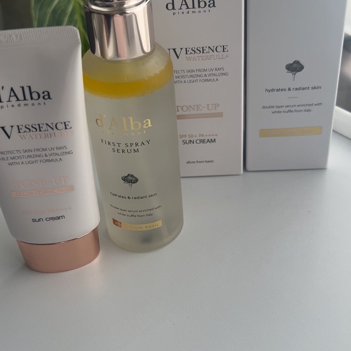 ダルバ ホワイトトリュフファーストスプレーセラム/ダルバ/ミスト状化粧水を使ったクチコミ（2枚目）