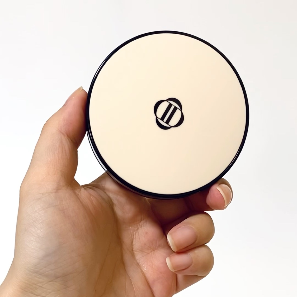 ブラーフィニッシュ雲楚クッション/Dinto/クッションファンデーションの動画クチコミ1つ目