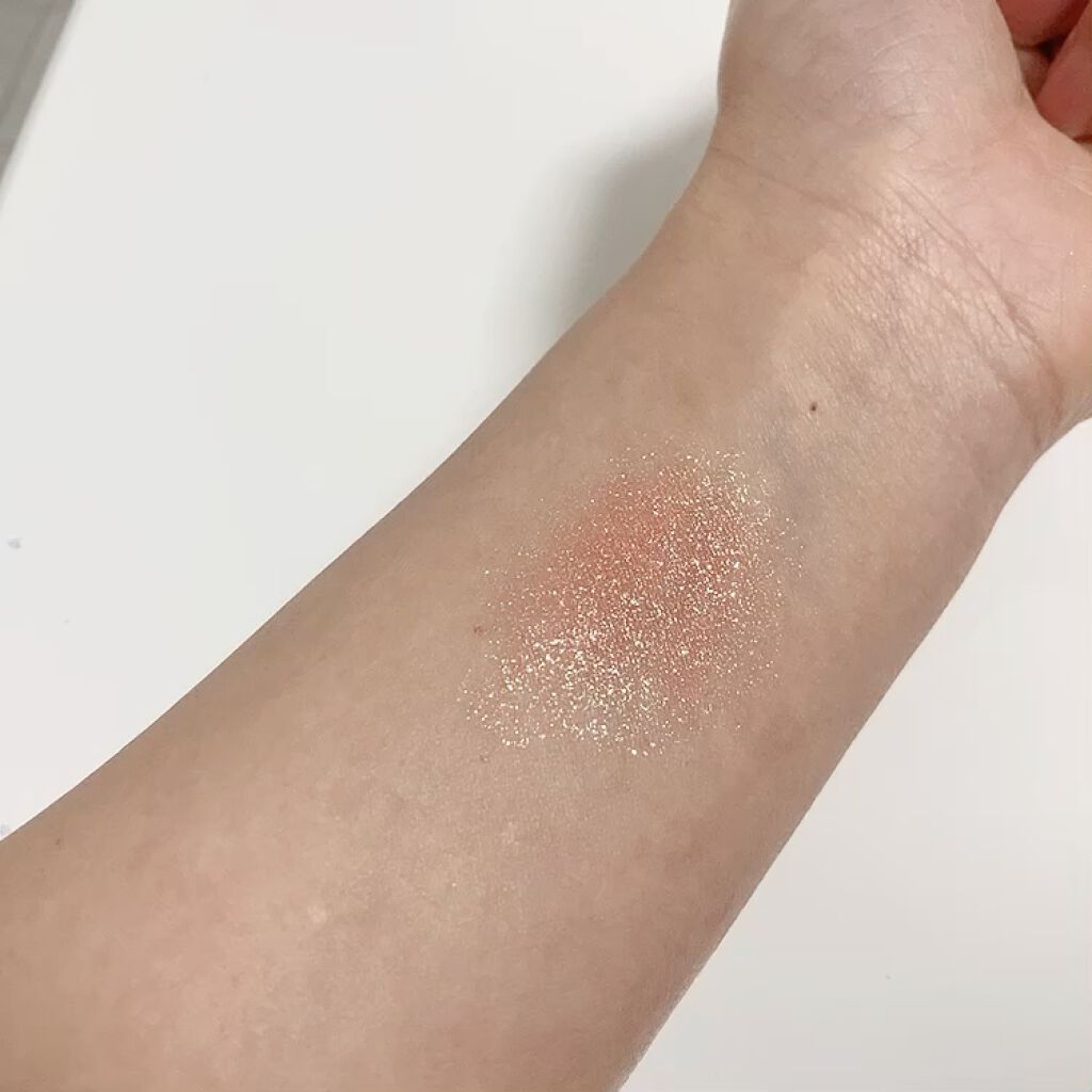 グリッター シャドウ カラー 03 コーラルサートン(CORAL SATURN)/rom&nd/グリッターを使ったクチコミ（3枚目）