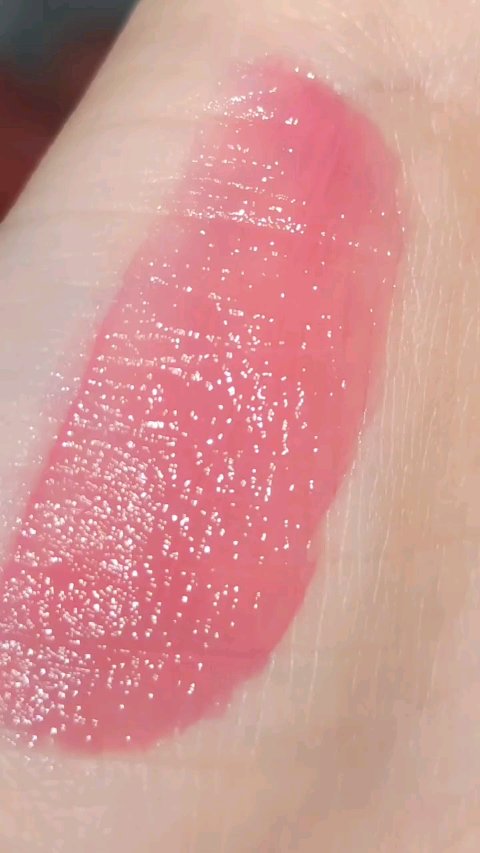 -`📢⋆ 夏の大注目ぎゃんかわコスメ9点🍉🤍

┈┈┈┈┈┈┈┈┈┈

▶wakemake9点レビュー🫶

🤍ウォータフルグロウティント
01 ミルキーヴァイン
02 ティーンメロウ
03 フェイデッドポージー
04 ベイキッド
