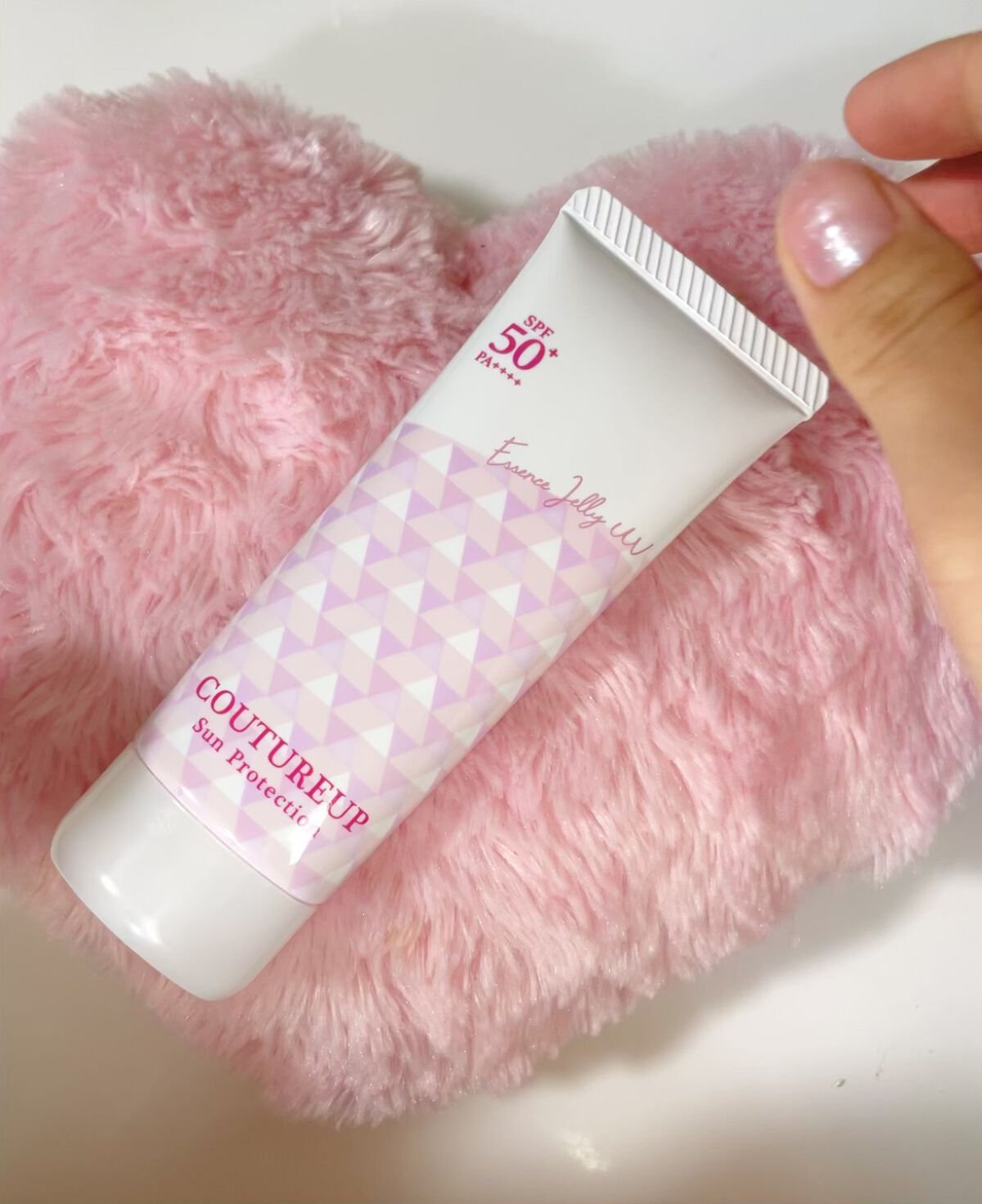 クチュールアップ エッセンスジェリーUV Mのクチコミ「クチュールアップ
エッセンスジェリーUV M


クチュールアップのクリームタイプを使っていま.....」（1枚目）