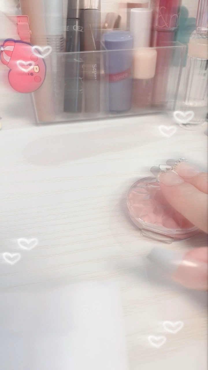 サンク クルール/Dior/アイシャドウパレットの動画クチコミ1つ目