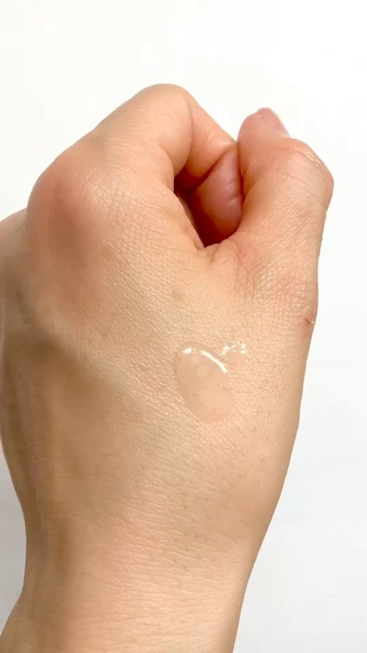 ミラクルズ シルキーリペア 洗い流さないトリートメント/パンテーン/ヘアオイルの動画クチコミ3つ目