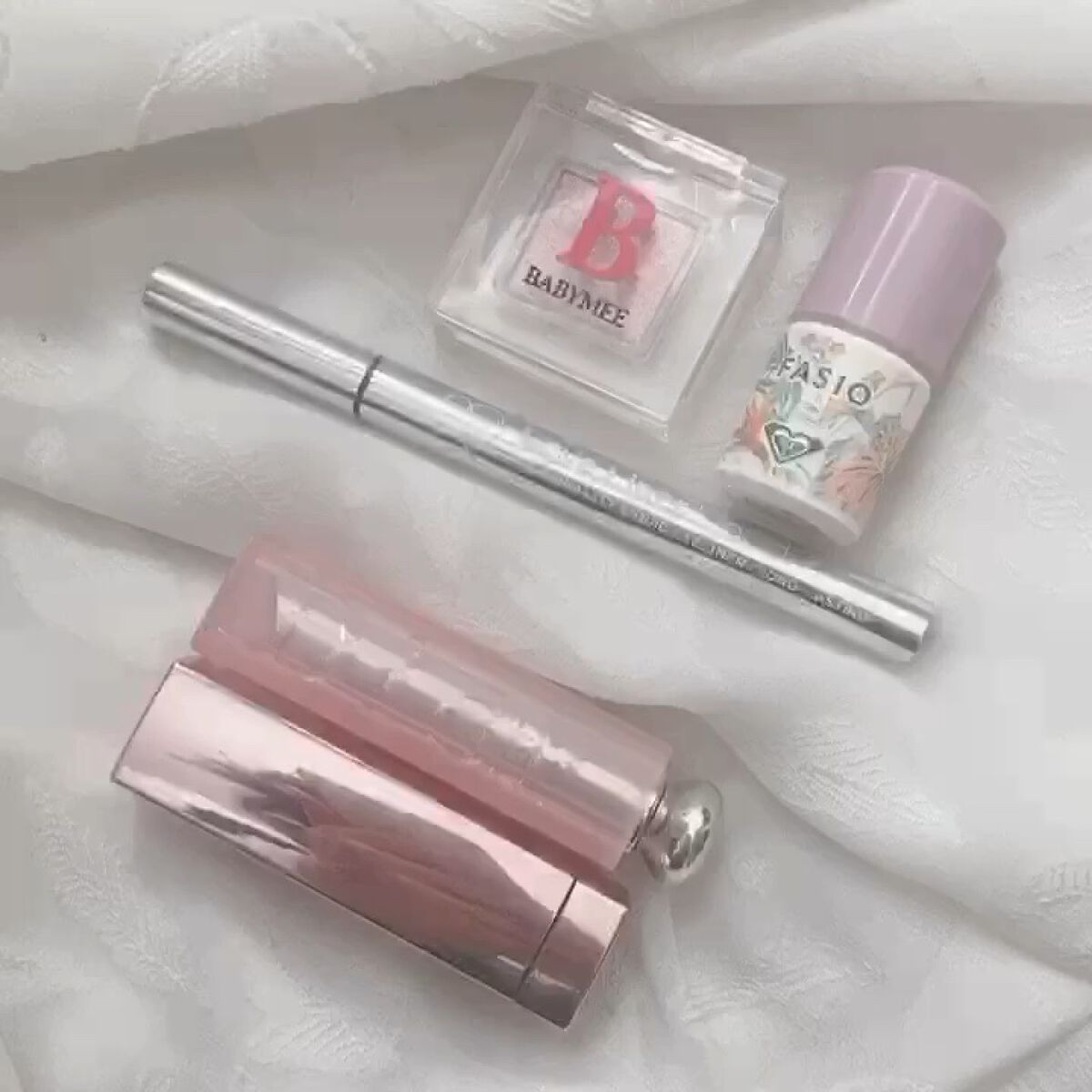 シャインコンパルジョン/MAYBELLINE NEW YORK/口紅の人気ショート動画