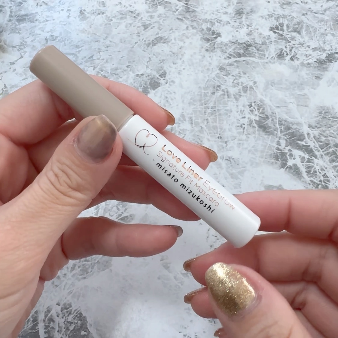 ラブ・ライナー シグネチャーフィットマスカラ ＭＭＣ２＜アイブロウ＞/ラブ・ライナー/眉マスカラを使ったクチコミ（2枚目）