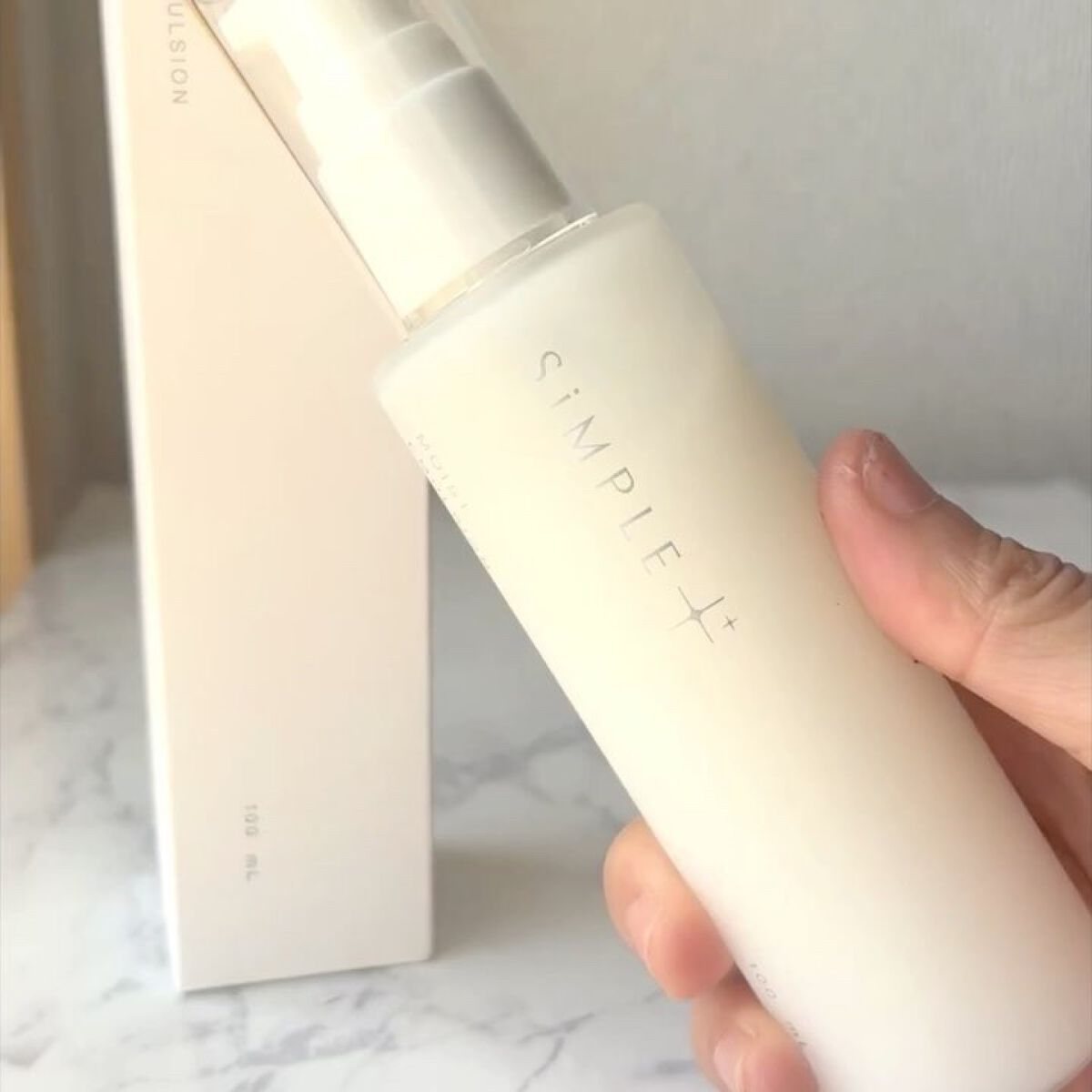 モイストエマルジョン/SiMPLE++/乳液の動画クチコミ1つ目