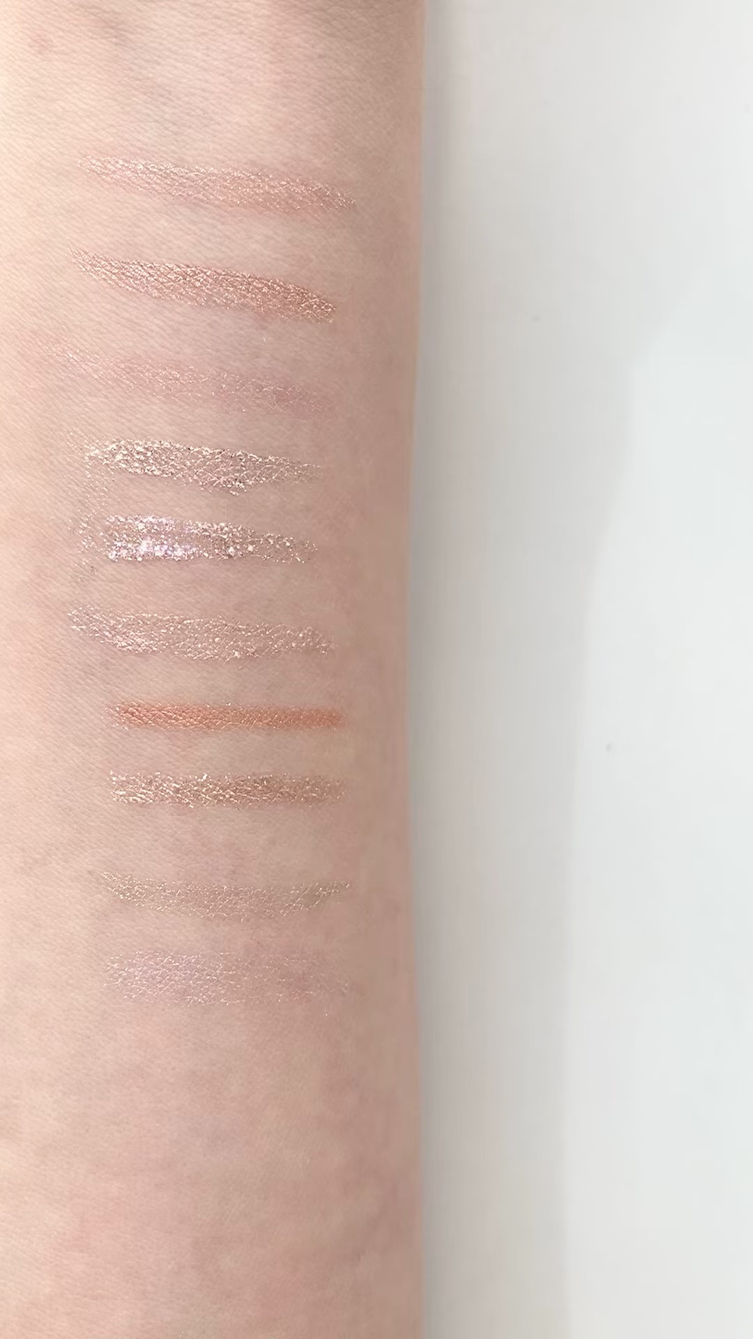 グリッターライナー/ROUTEES/リキッドアイライナーを使ったクチコミ（1枚目）