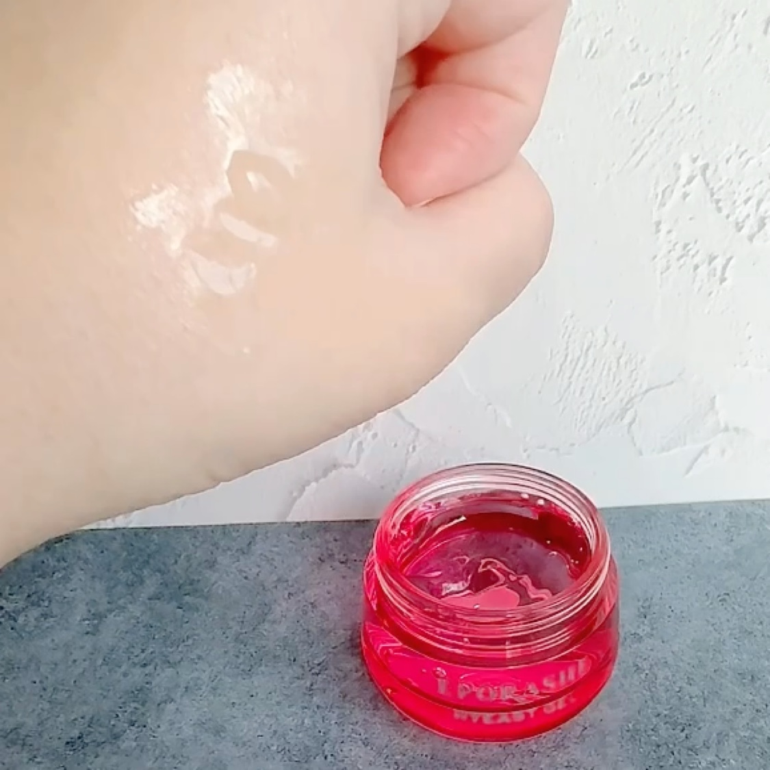 ハイエストゲル/EPORASHE/オールインワン化粧品の動画クチコミ2つ目