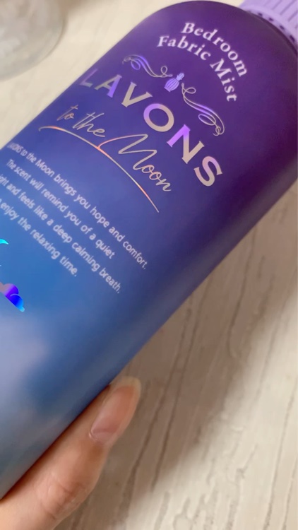 トゥザムーン ベッドルーム＆ファブリックミスト ノクターナルブルーの香り/ラボン/ファブリックミストの動画クチコミ3つ目