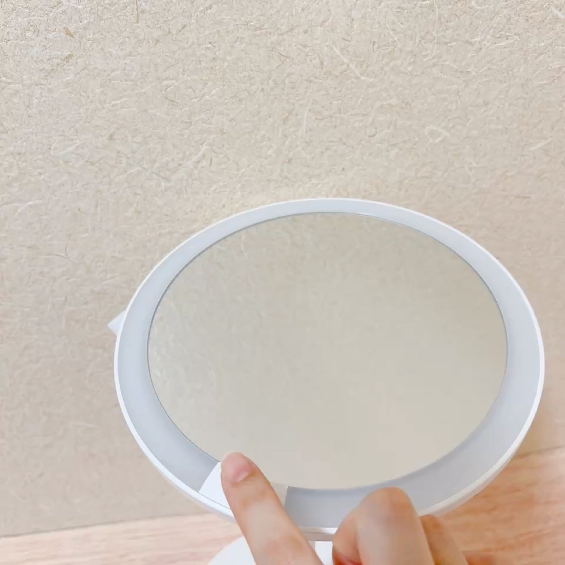 卓上LEDミラー/AMIRO/その他を使ったクチコミ（3枚目）