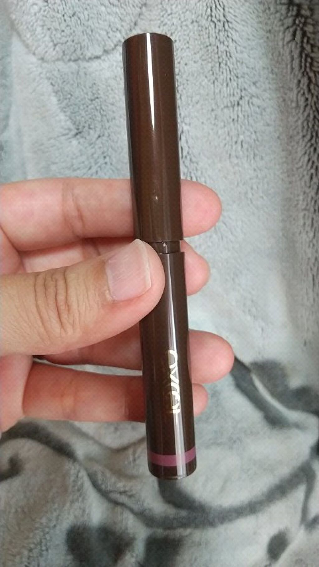 グリームオンフィットシャドウ/excel/スティックアイシャドウの動画クチコミ5つ目