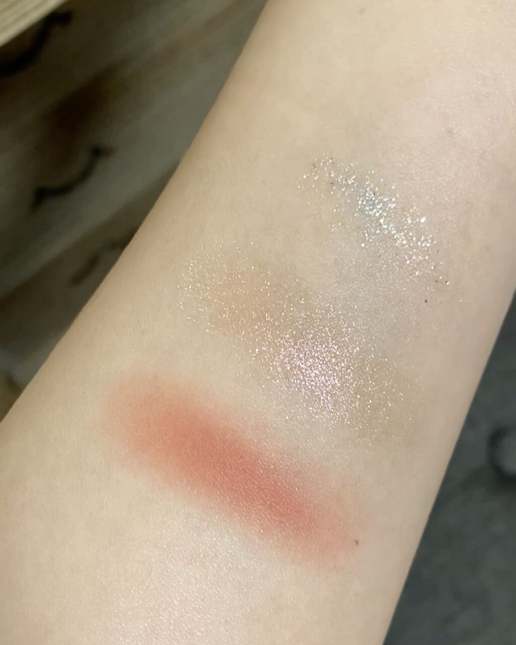 アディクション ザ アイシャドウ マット/ADDICTION/単色アイシャドウを使ったクチコミ（3枚目）