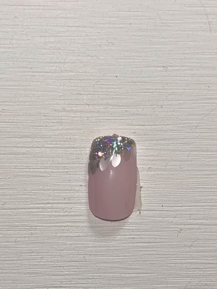 グリッター6個セット/DAISO/ネイルチップ・パーツの人気ショート動画