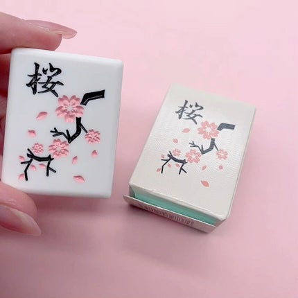 麻雀アイシャドウ/和粧/単色アイシャドウの人気ショート動画