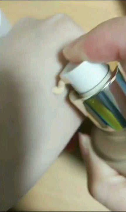 RMK リクイドファンデーション フローレスカバレッジ/RMK/リキッドファンデーションの人気ショート動画