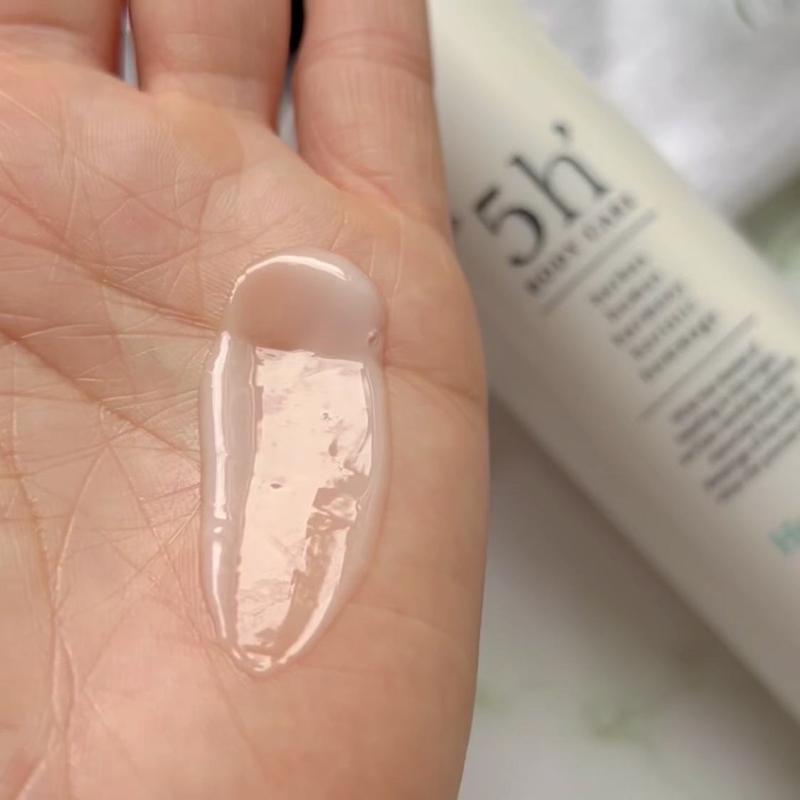 ５ｈ’サンクアッシュ/ATSEL/ボディクリームの動画クチコミ1つ目