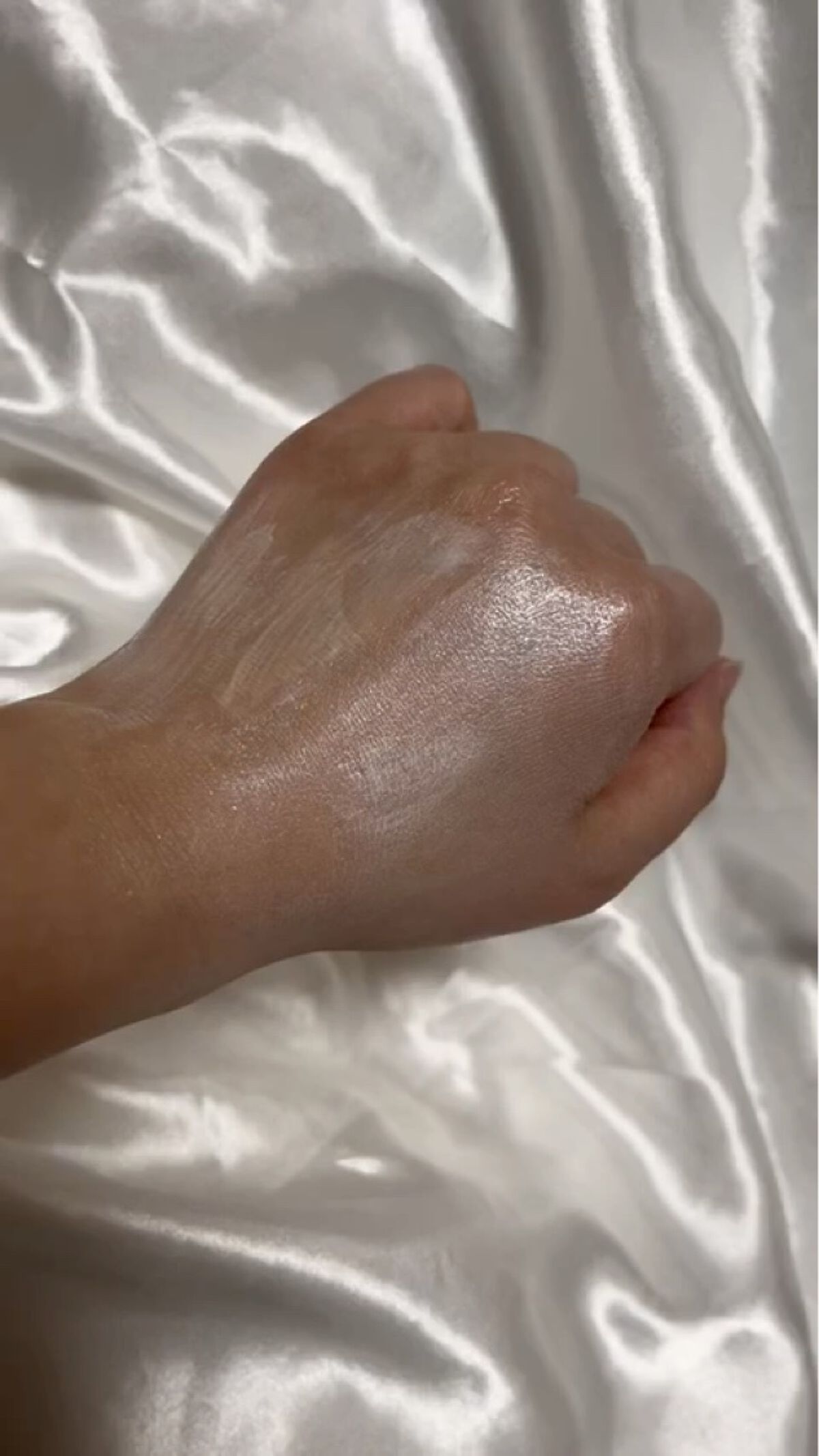 ニベアUV ディープ プロテクト＆ケア トーンアップ エッセンス/ニベア/日焼け止めローションを使ったクチコミ（3枚目）