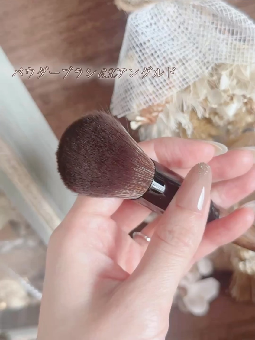 パウダーブラシEX〈アングルド〉/ロージーローザ/メイクブラシの動画クチコミ5つ目