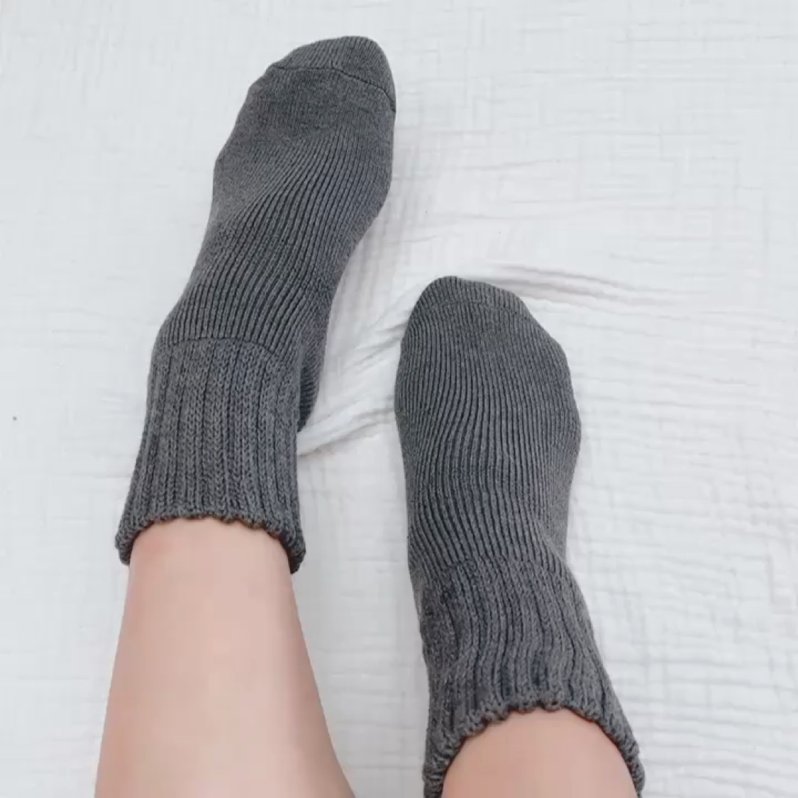 天使のハグ ソックス/babymine/暖かい靴下の動画クチコミ2つ目