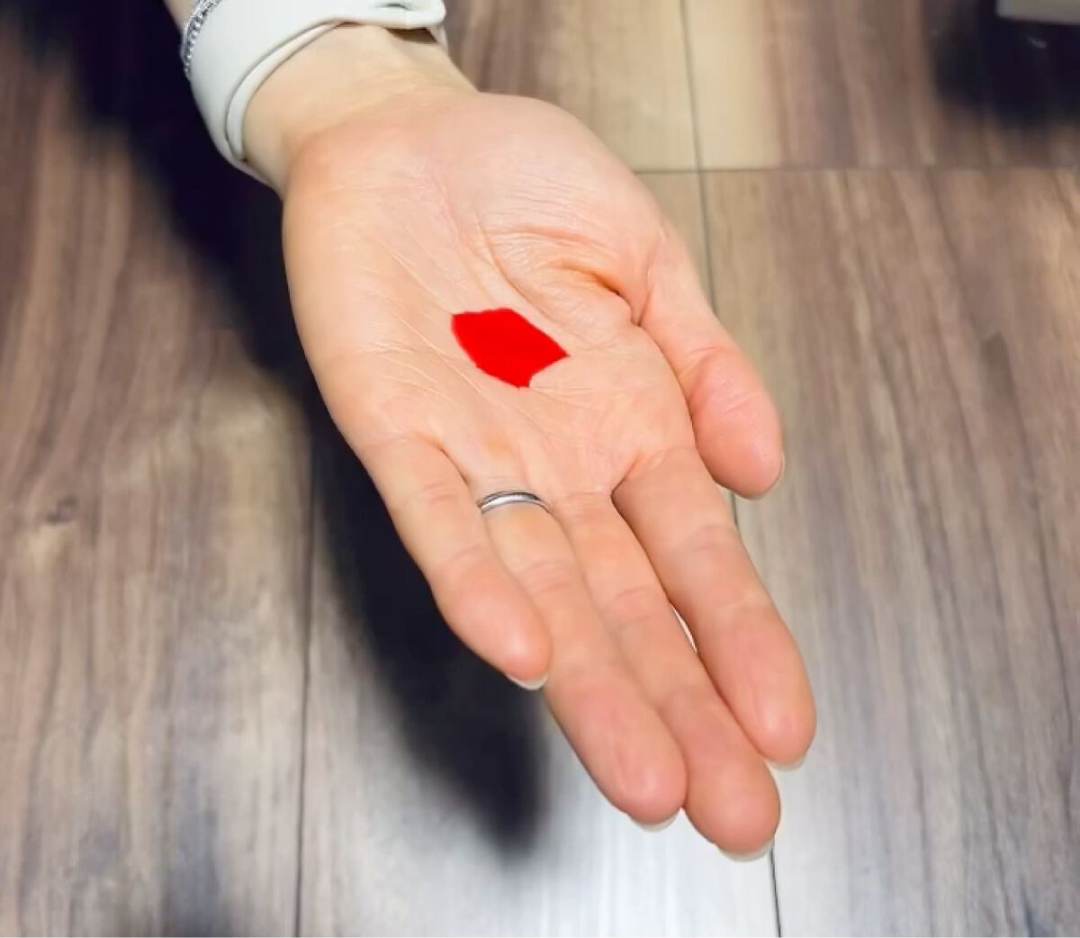 カラーシャンプーPINK/COLORIS/市販シャンプーの動画クチコミ3つ目