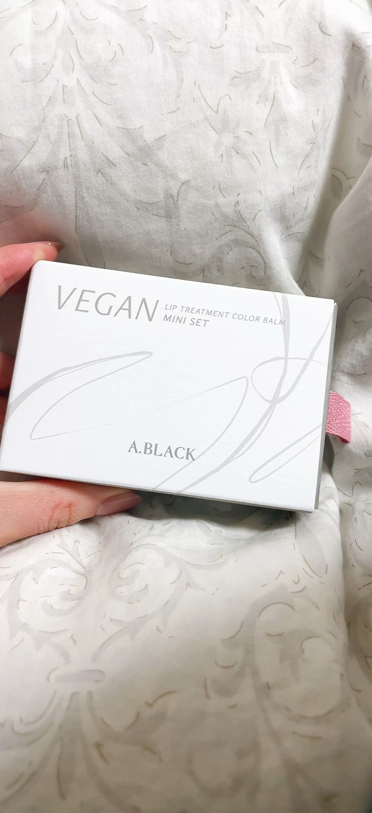 A.BLACK VEGAN Lip Treatment color balmのクチコミ「A.BLACKのVEGAN Lip Treatment color balm💫

ちっちゃくて.....」（1枚目）