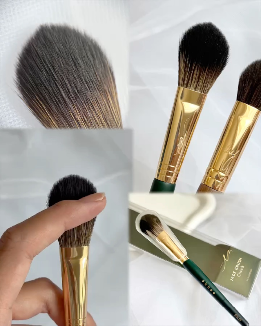 okhee チークブラシ BOL01/SOOA DOR/メイクブラシの動画クチコミ4つ目