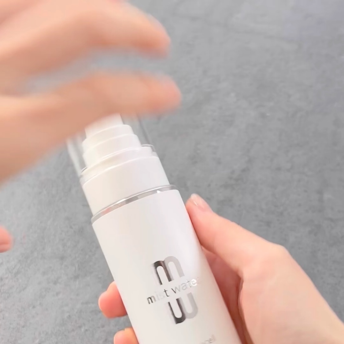 プライムミストウォーター/&themecell/ミスト状化粧水の動画クチコミ1つ目