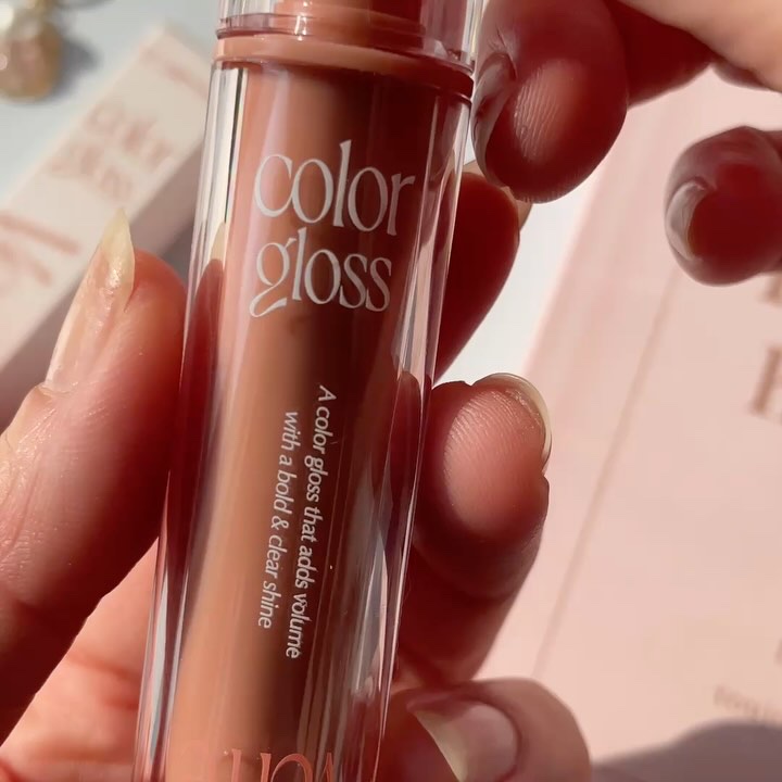 ベールカラーグロス/too cool for school/リップグロスを使ったクチコミ（2枚目）