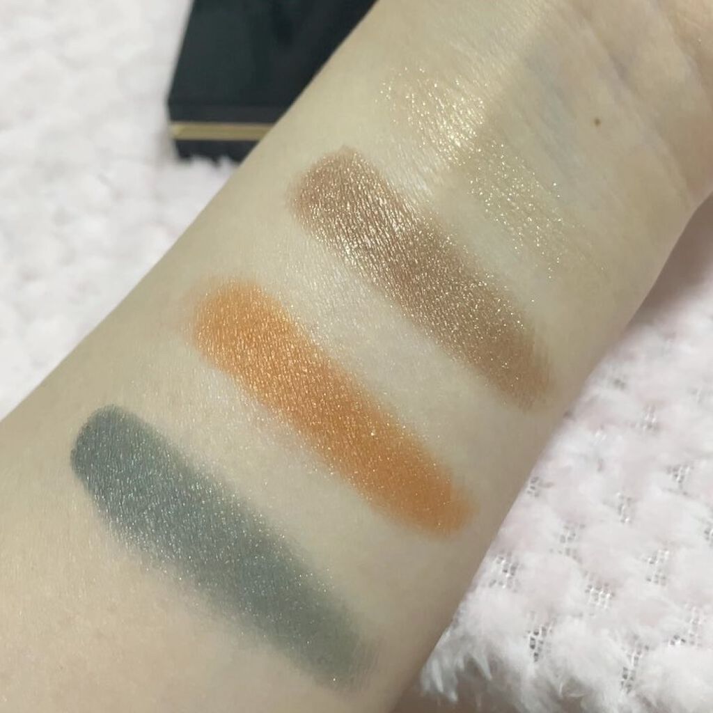 シグニチャー カラー アイズ/SUQQU/アイシャドウパレットを使ったクチコミ（3枚目）