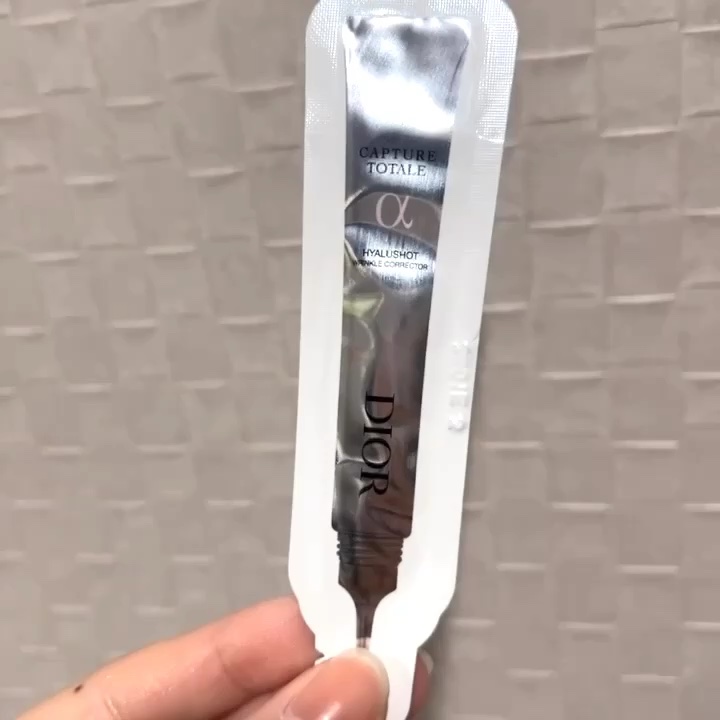 カプチュール トータル ヒアルショット/Dior/美容液の人気ショート動画