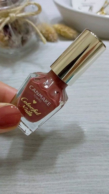 カラフルネイルズ/キャンメイク/マニキュアの人気ショート動画