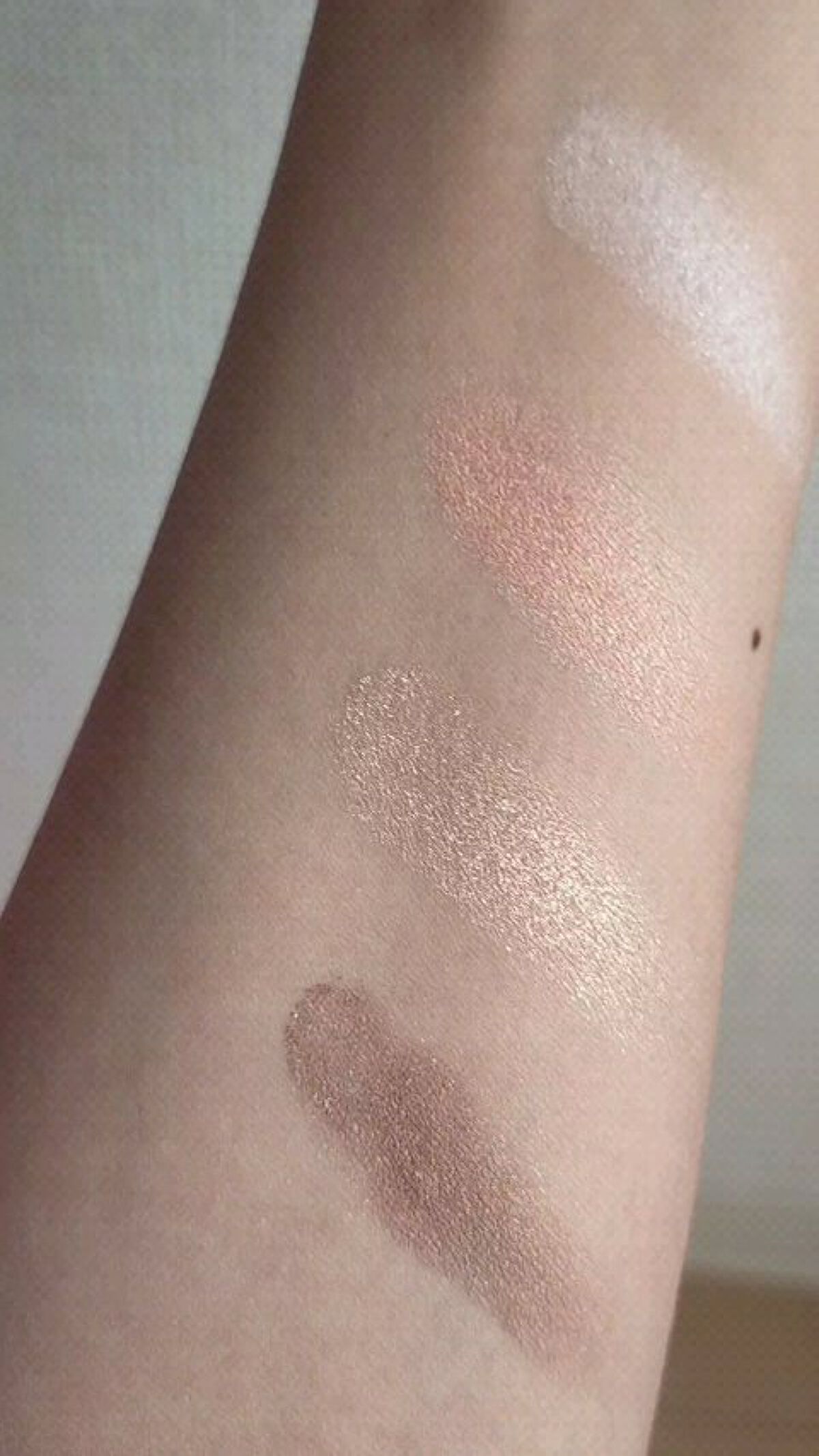 アイカラー4色タイプ/無印良品/アイシャドウパレットの動画クチコミ1つ目