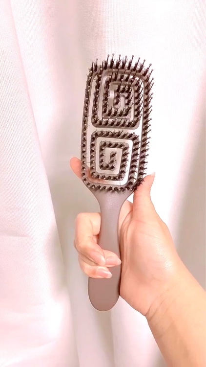 スプリングフィットブラシ 天然毛ミックス/SHOBIDO/ヘアブラシの動画クチコミ1つ目