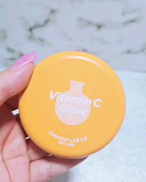 ビタミンC グロークッション/CHOCHOSLAB/クッションファンデーションの動画クチコミ4つ目