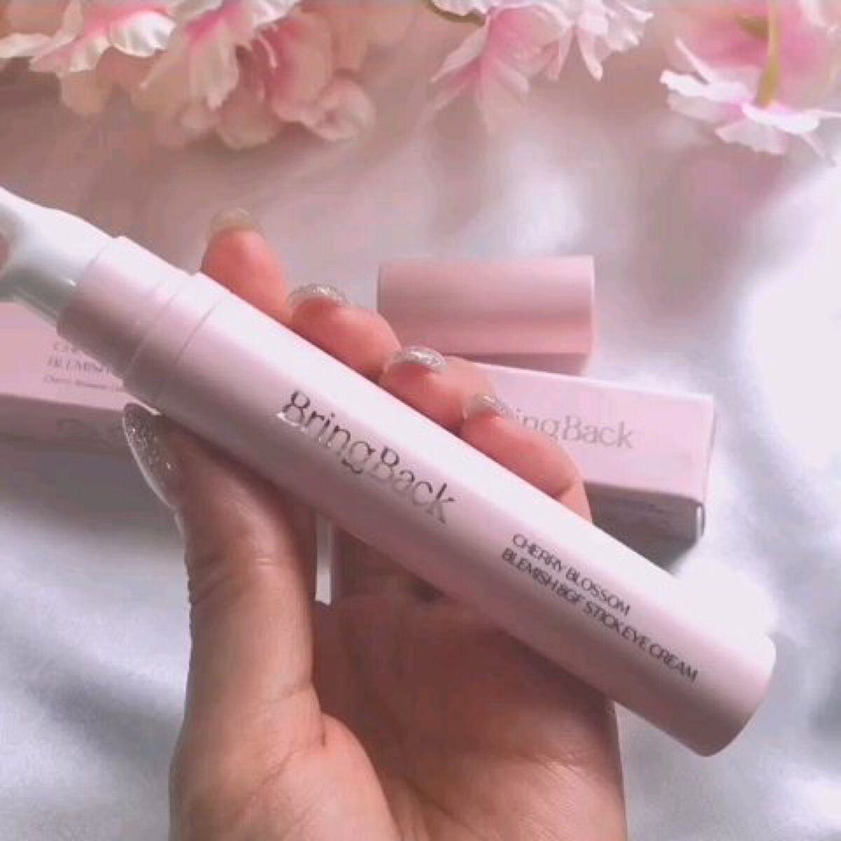 チェリーブロッサム ブレミッシュ 8GF スティック アイクリーム/Bring Back/アイケア・アイクリームを使ったクチコミ（3枚目）