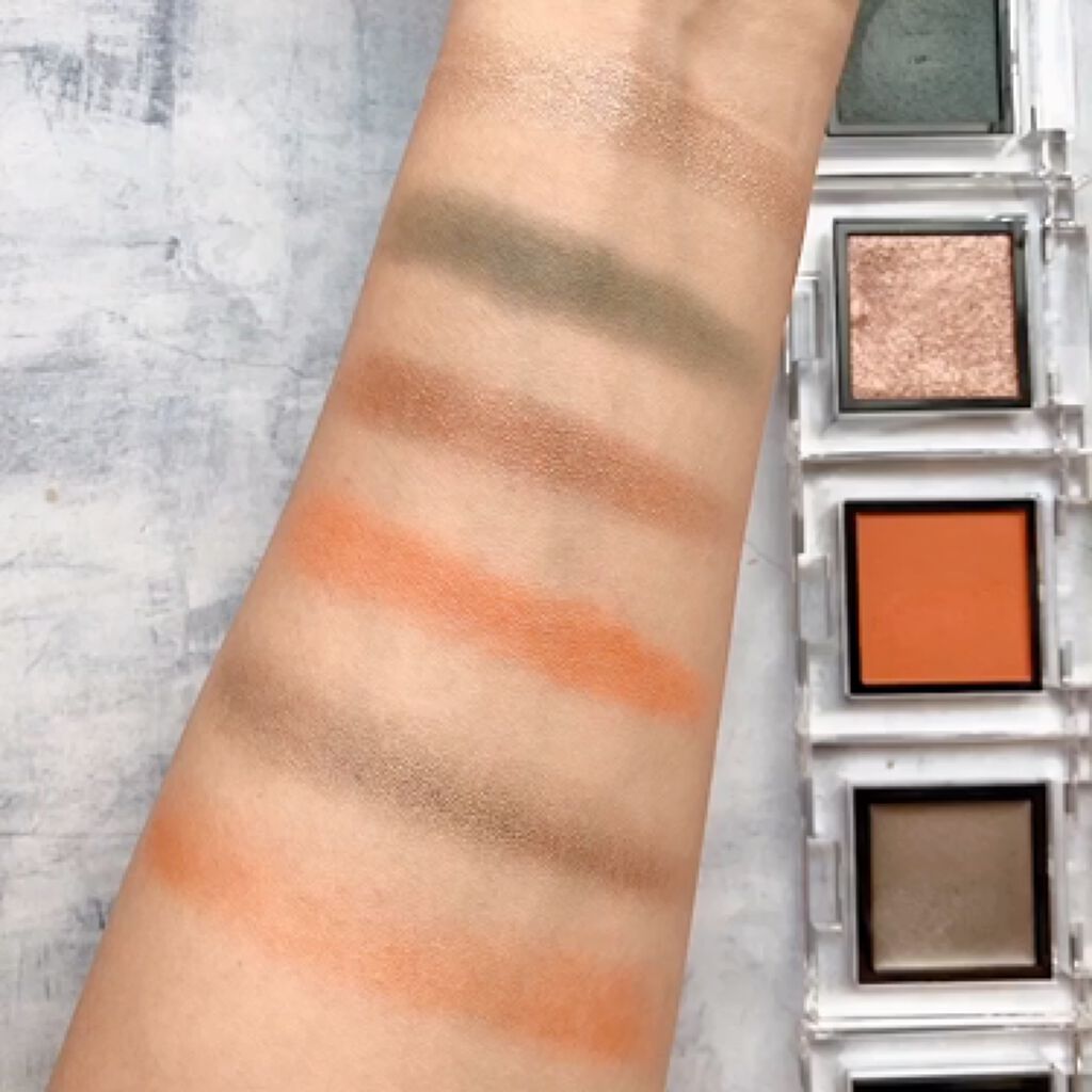 アディクション ザ アイシャドウ スパークル/ADDICTION/単色アイシャドウを使ったクチコミ（3枚目）