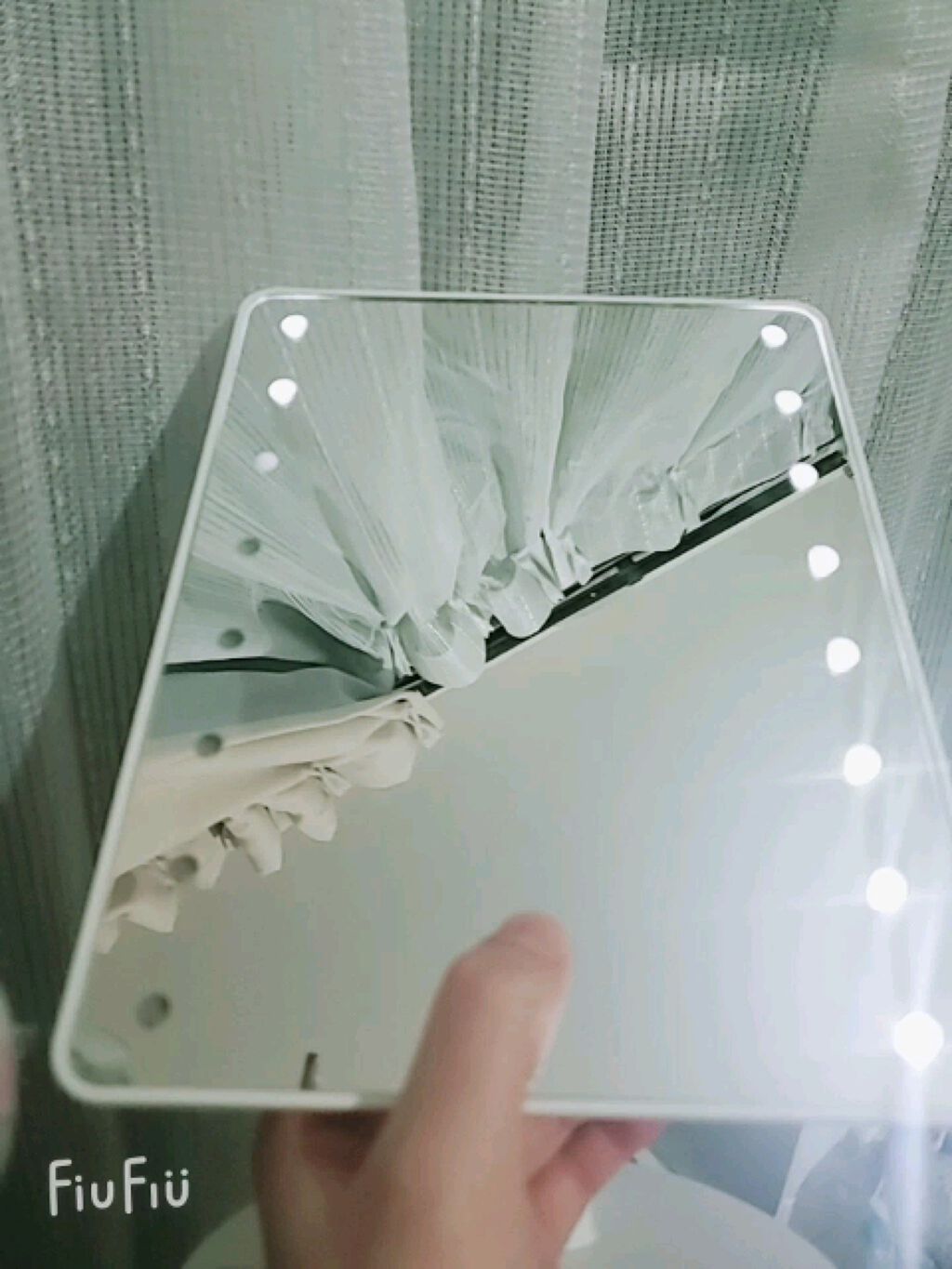 LED付ミラー(スタンドタイプ)/DAISO/その他化粧小物を使ったクチコミ（2枚目）