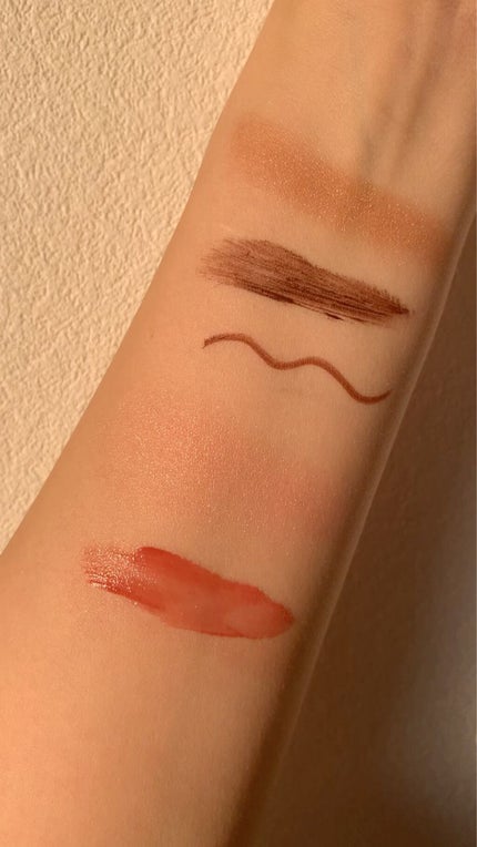 センシュアルスリーク アイズ/Visée/リキッドアイシャドウの人気ショート動画