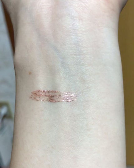 DIAMOND DEW  LIQUID GLITTER EYESHADOW/Lime Crime(海外)/リキッドアイシャドウを使ったクチコミ(2枚目)