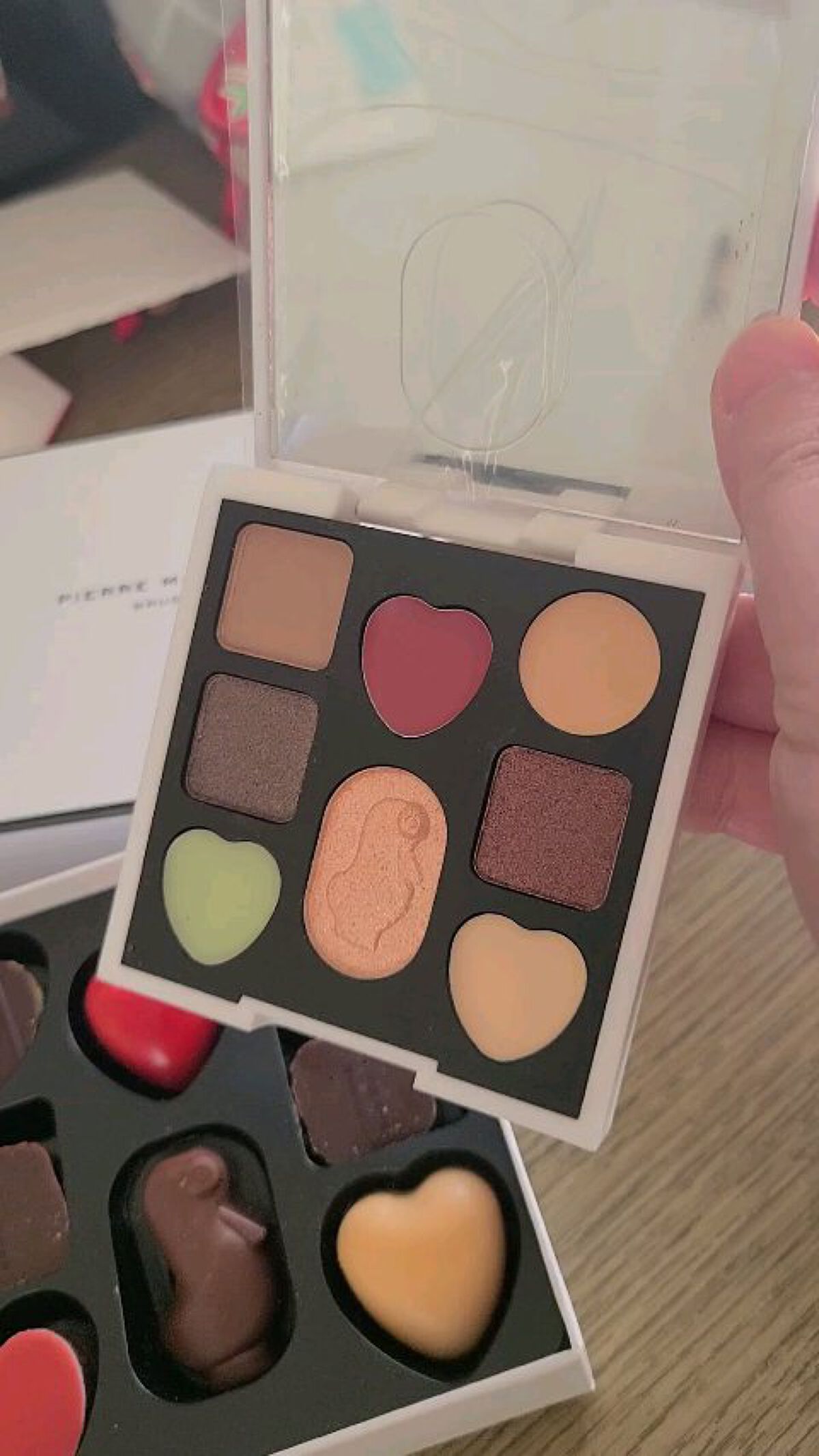 PIERRE MARCOLINI COSME BOOK/宝島社/ジェル・クリームアイシャドウを使ったクチコミ（3枚目）