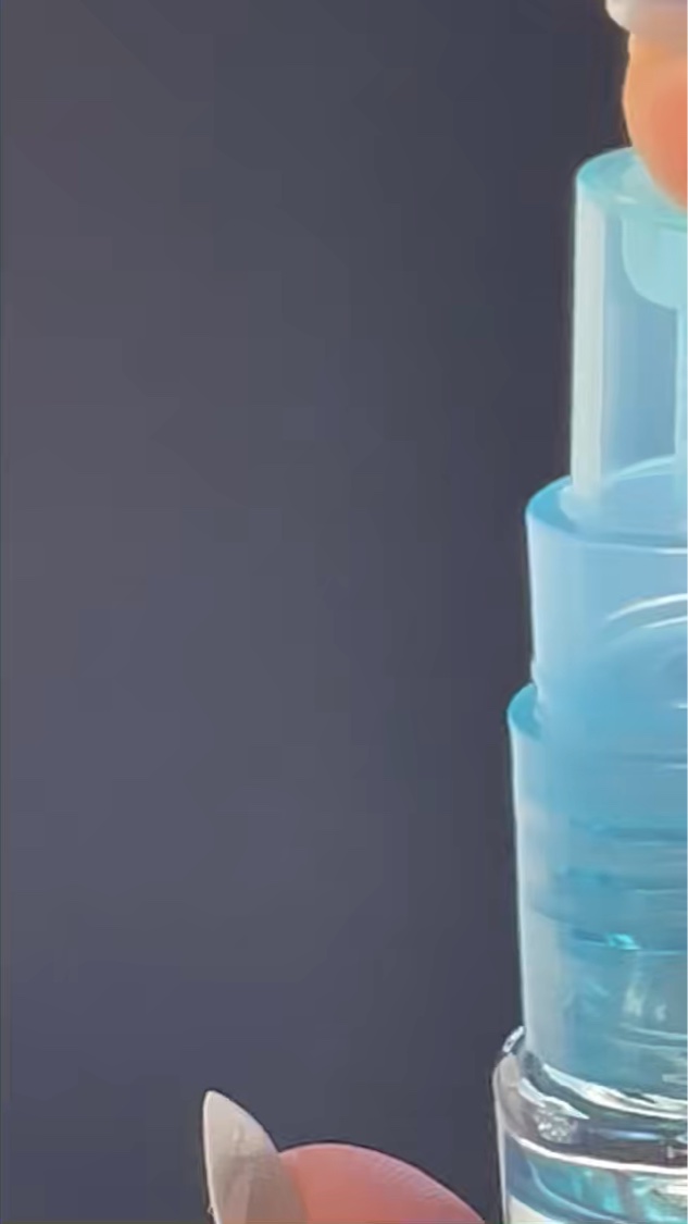 フィニッシングUVパウダー クール/チャコット・コスメティクス/ルースパウダーの動画クチコミ2つ目