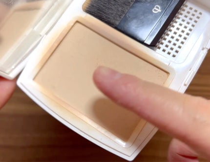 ル ブラン ブライトニング コンパクト SPF25/PA+++ /CHANEL/パウダーファンデーションを使ったクチコミ(5枚目)