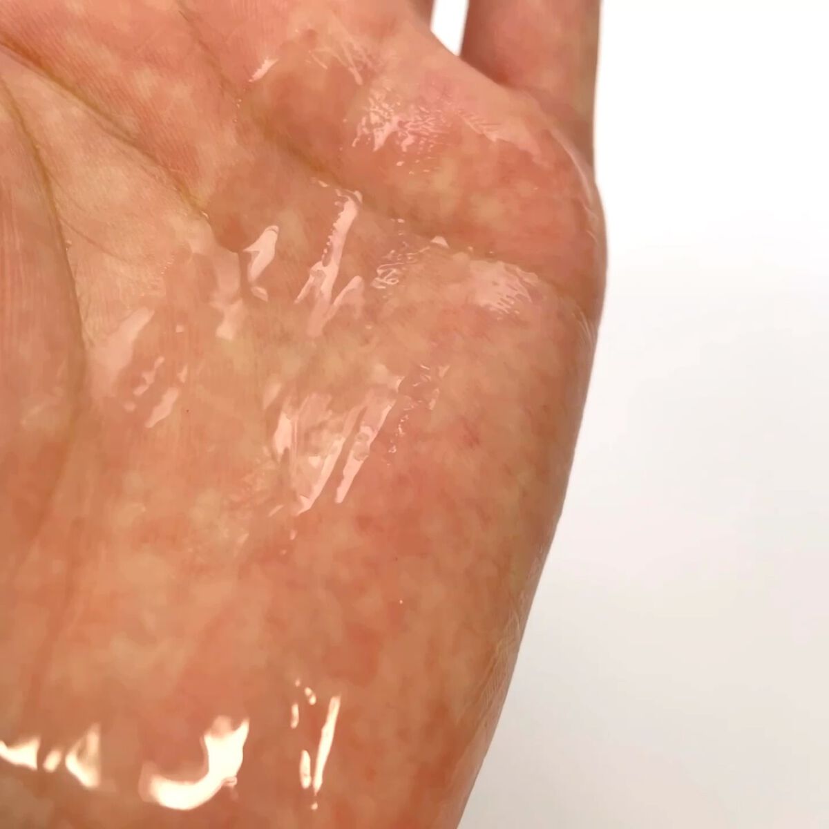 ユーガ ヴィーガン ドクダミシカ セラム/ユーガ/美容液の動画クチコミ5つ目