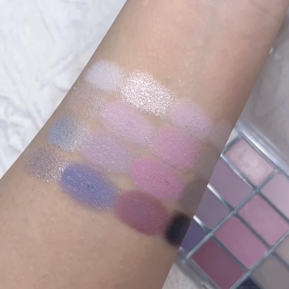 miium 1day/miium/ワンデー（１DAY）カラコンの動画クチコミ4つ目