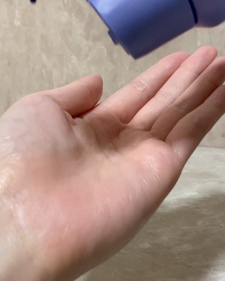 プレミアムボディミルク ホワイトニング【医薬部外品】		/ニベア/ボディミルクを使ったクチコミ（2枚目）