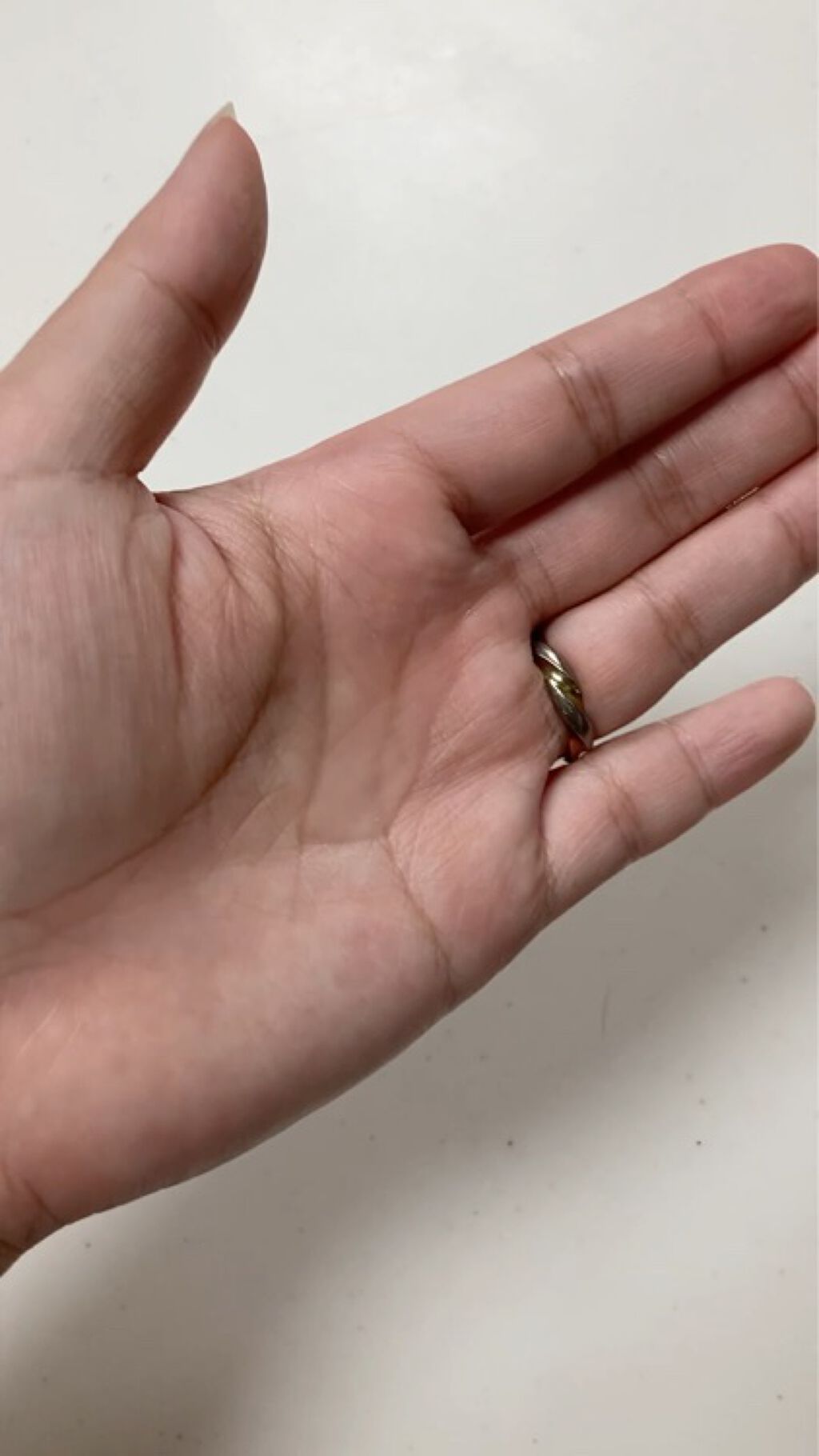 お部屋でシャンプー/TSUBAKI/ドライシャンプーの動画クチコミ1つ目